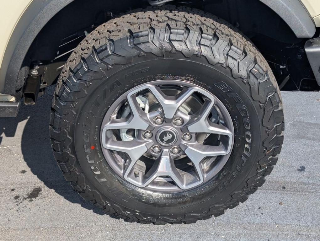 new 2025 Ford Bronco car, priced at $55,010