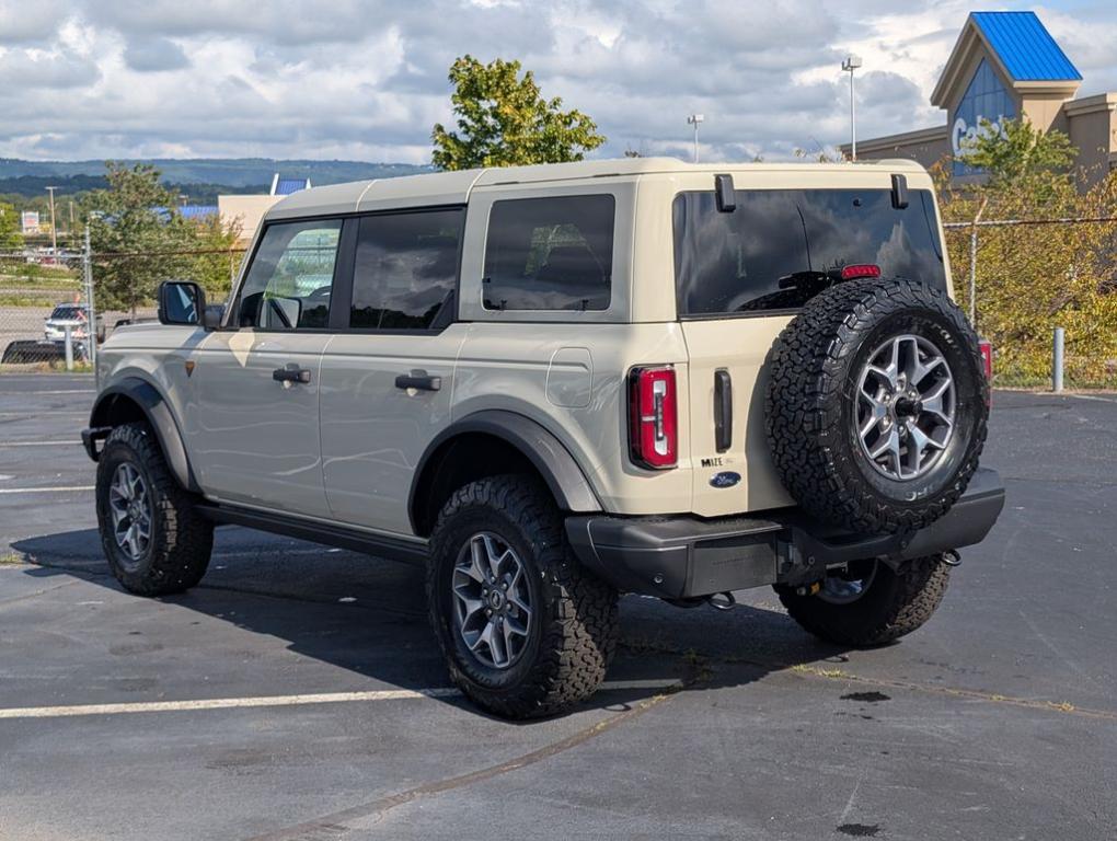 new 2025 Ford Bronco car, priced at $55,010