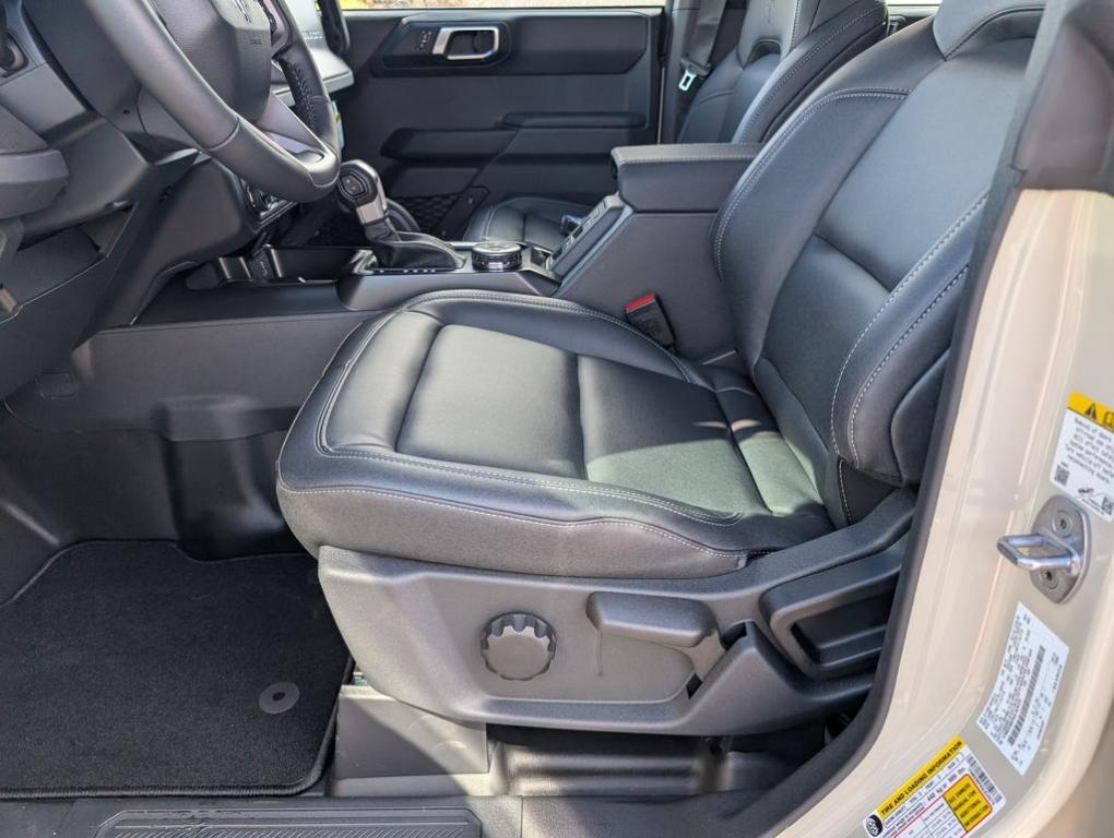 new 2025 Ford Bronco car, priced at $55,010