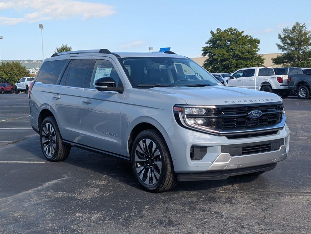 new 2025 Ford Expedition car, priced at $80,750