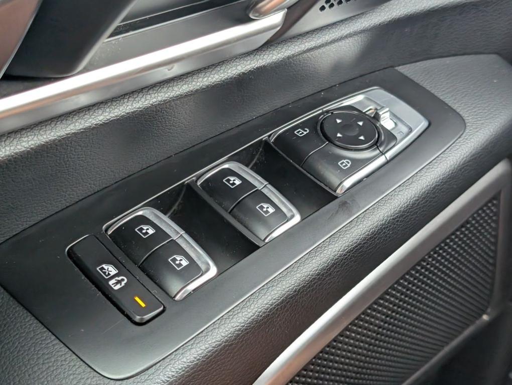 used 2025 Kia Telluride car, priced at $37,500