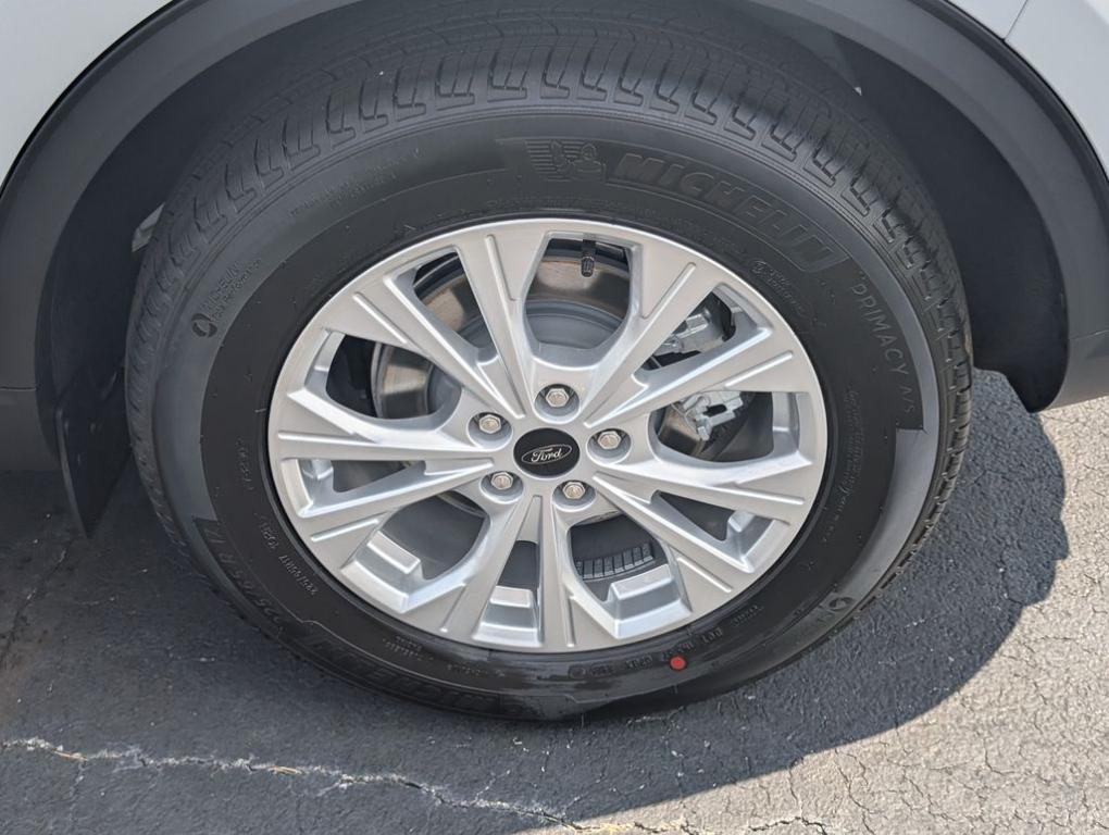 new 2025 Ford Escape car, priced at $24,355