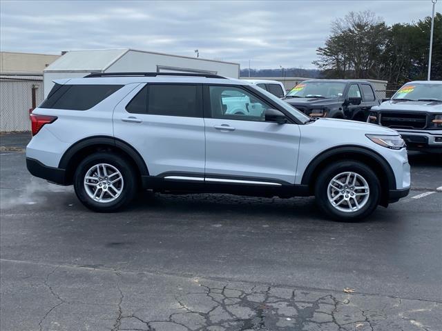 new 2025 Ford Explorer car, priced at $40,950