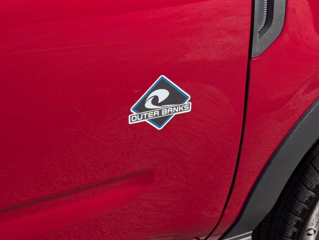 new 2025 Ford Bronco Sport car, priced at $37,858