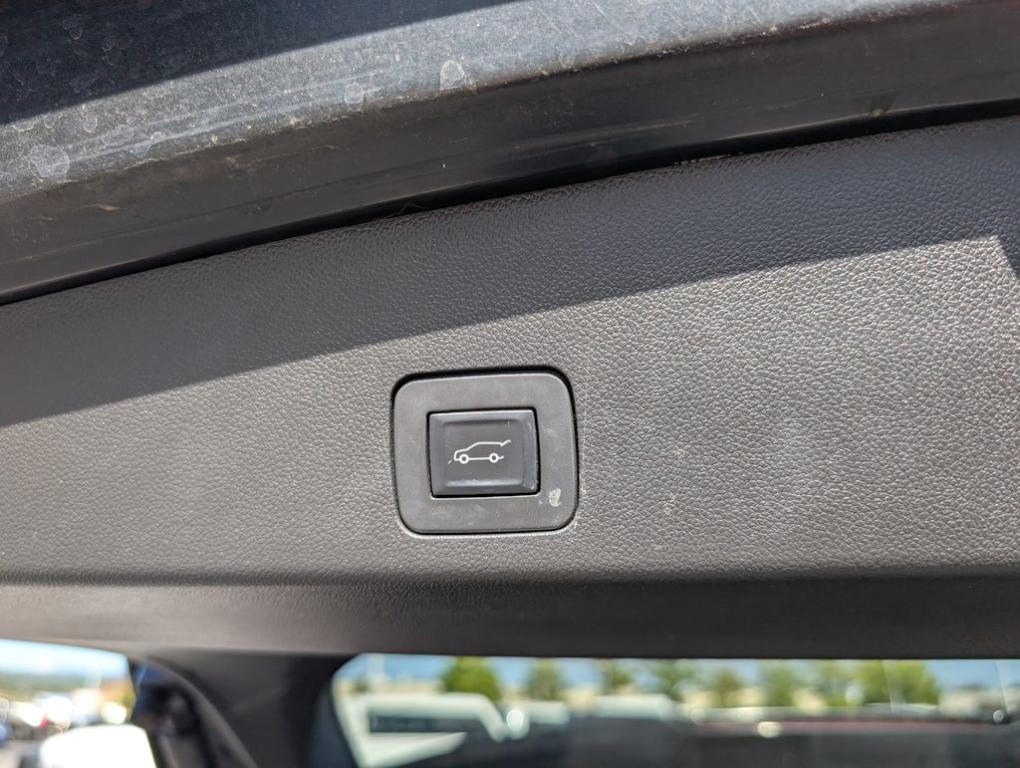 used 2022 Buick Encore GX car, priced at $20,000