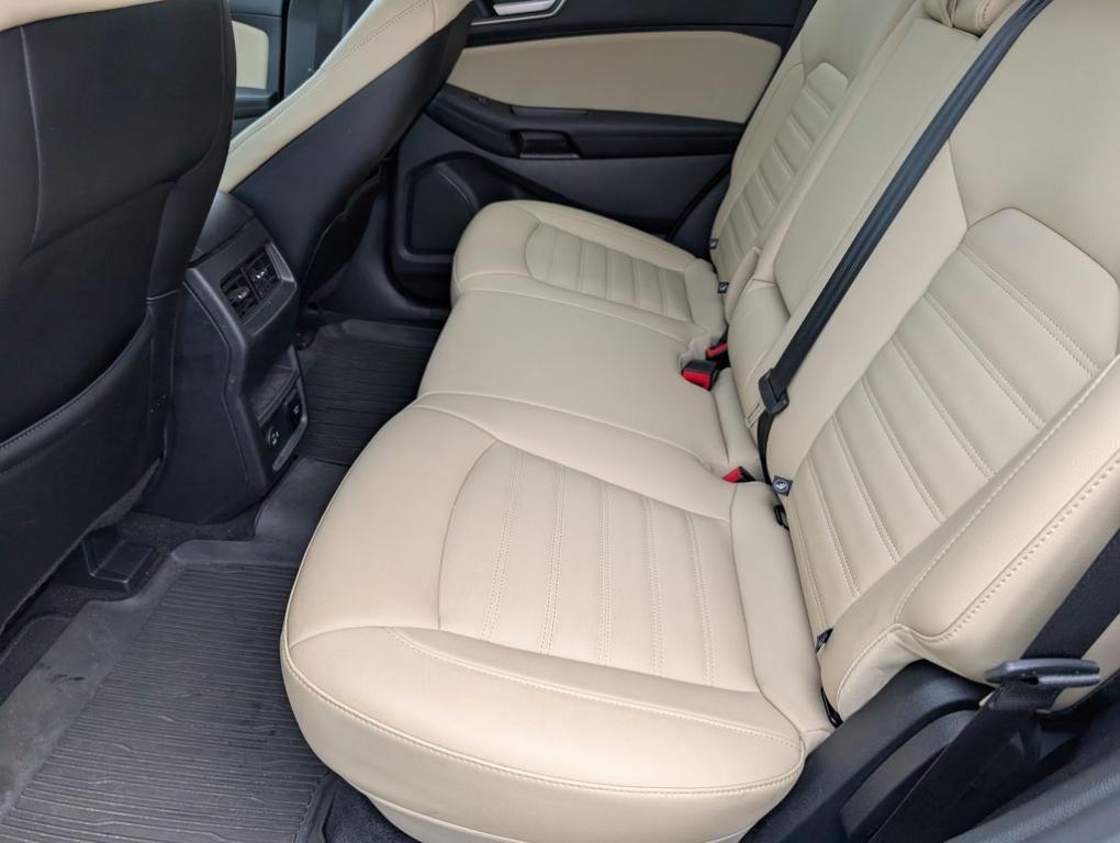 used 2021 Ford Edge car, priced at $14,998