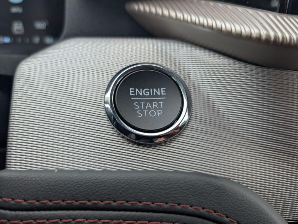new 2025 Ford Explorer car, priced at $39,460