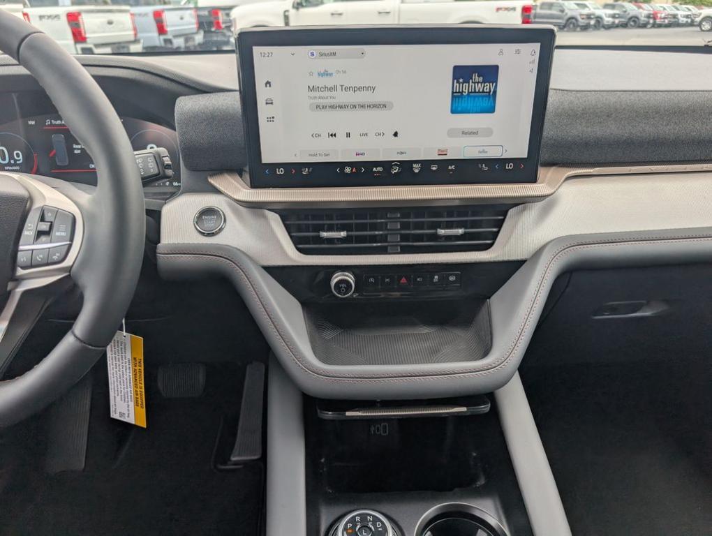 new 2025 Ford Explorer car, priced at $39,460