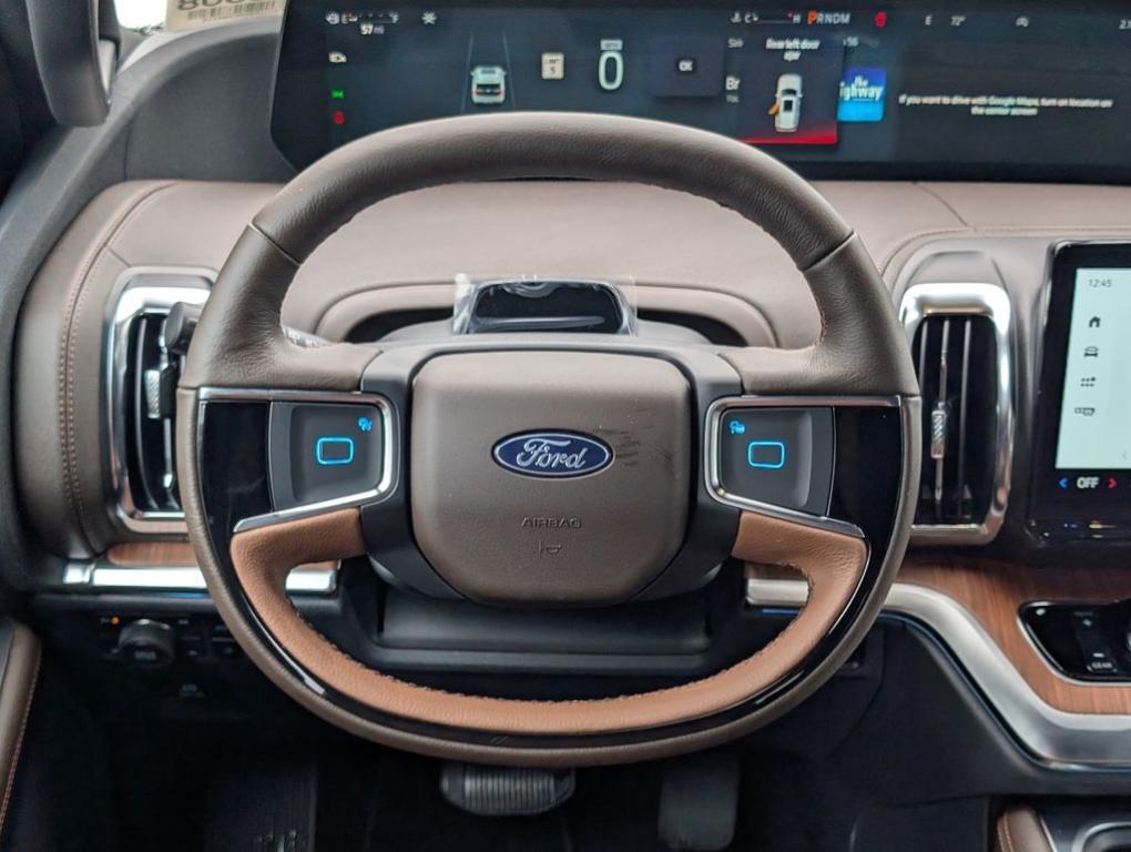 new 2025 Ford Expedition car, priced at $87,090