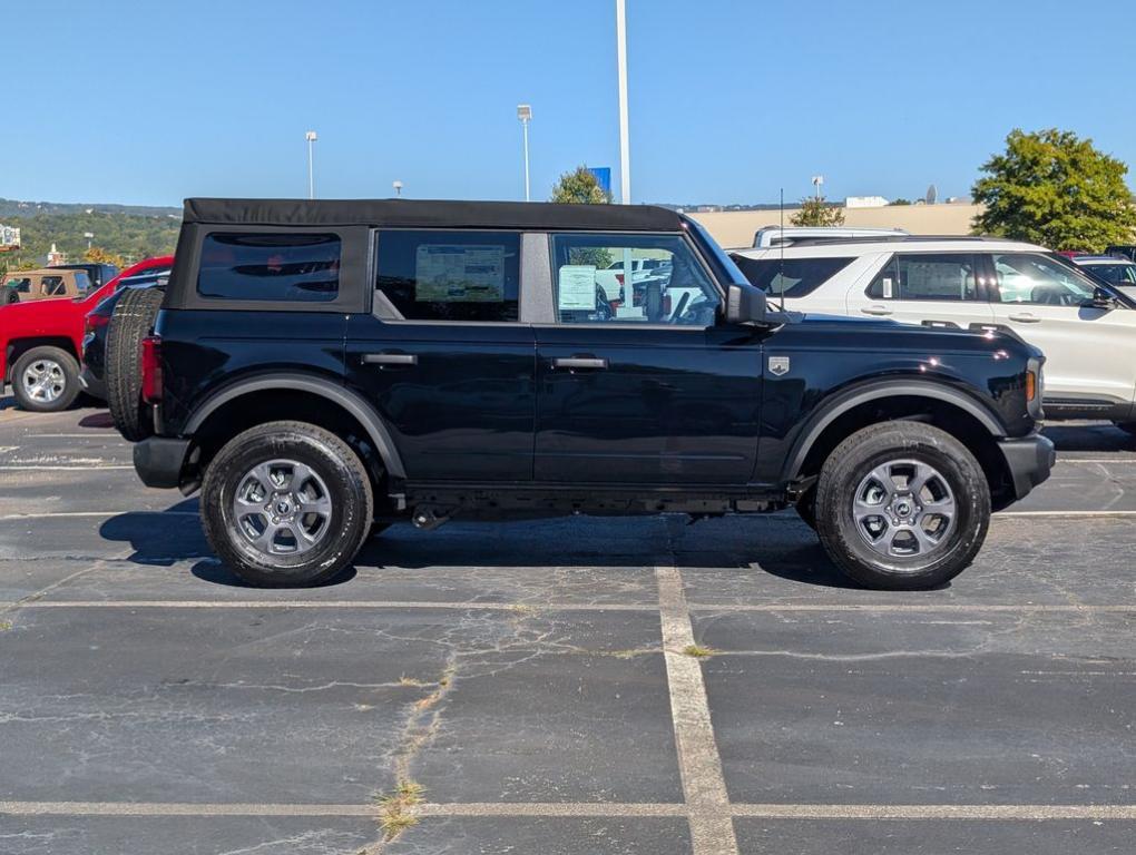 new 2025 Ford Bronco car, priced at $42,359