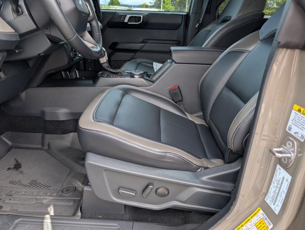 used 2025 Ford Bronco car, priced at $53,000