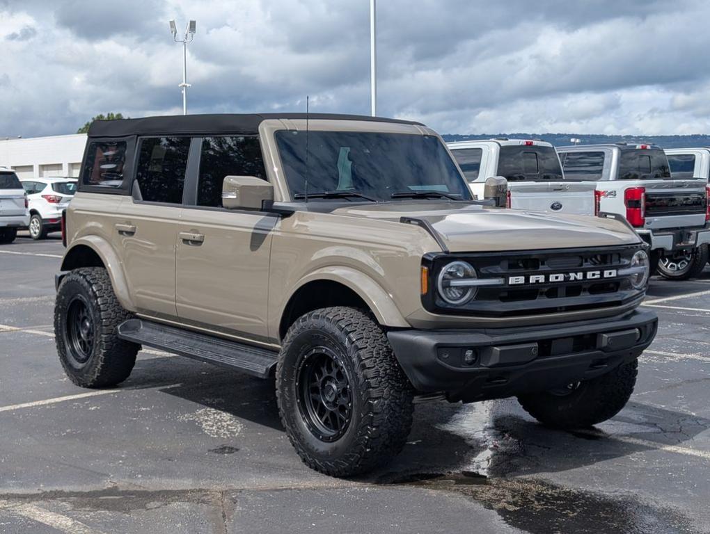 used 2025 Ford Bronco car, priced at $53,000