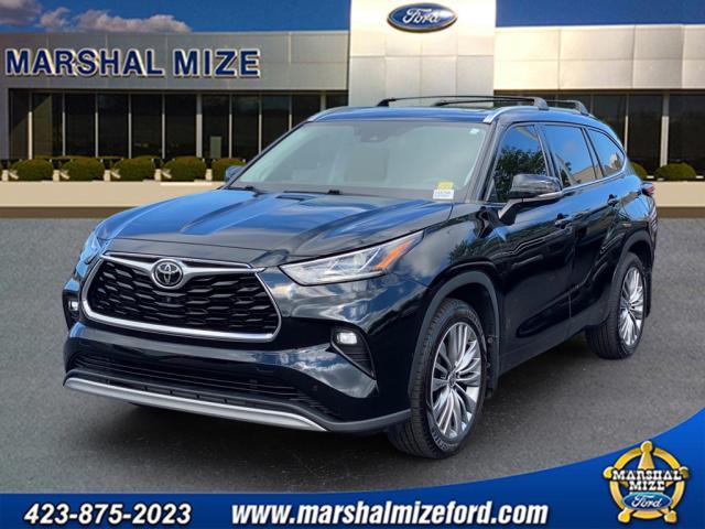 used 2021 Toyota Highlander car, priced at $34,700