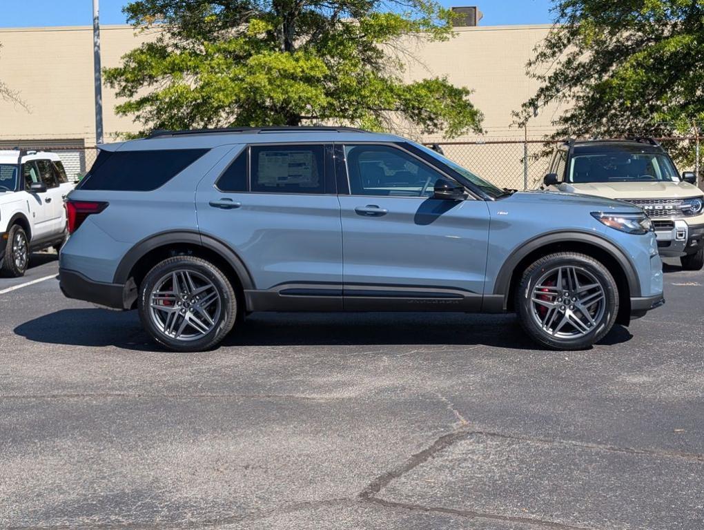 new 2025 Ford Explorer car, priced at $46,770