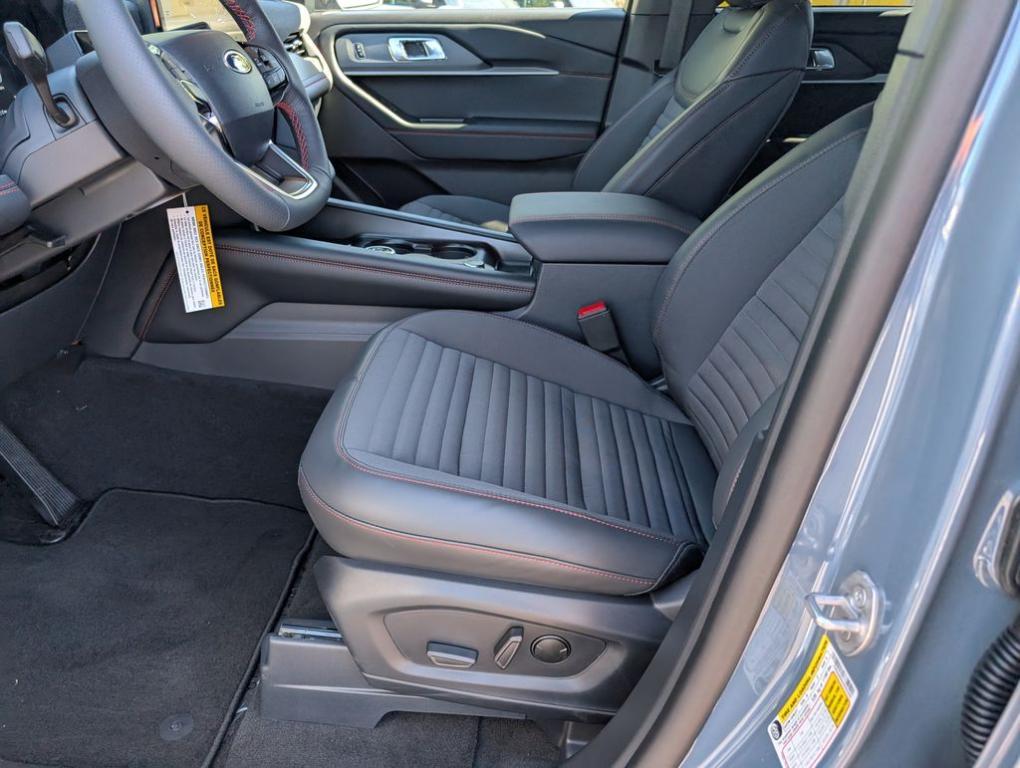 new 2025 Ford Explorer car, priced at $46,770