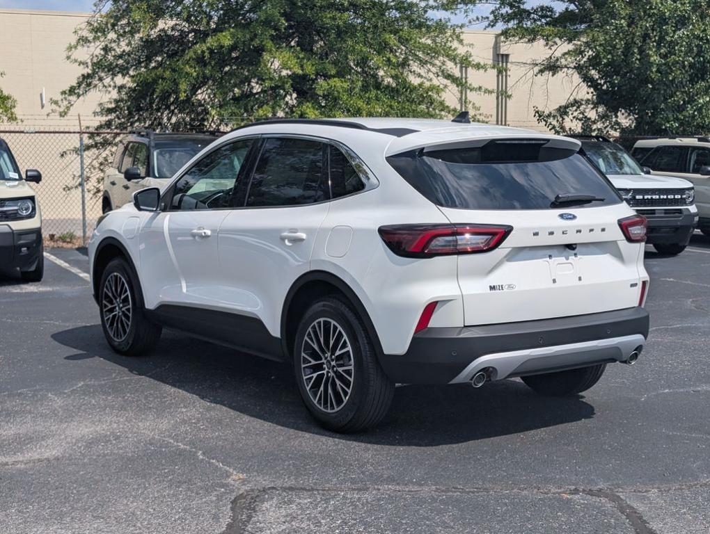 new 2025 Ford Escape car, priced at $31,420