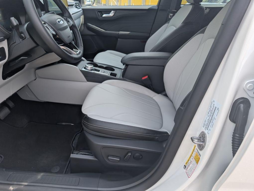 new 2025 Ford Escape car, priced at $31,420