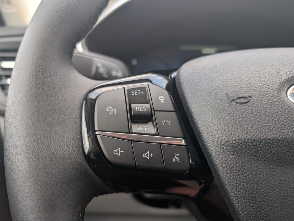 new 2025 Ford Escape car, priced at $31,420