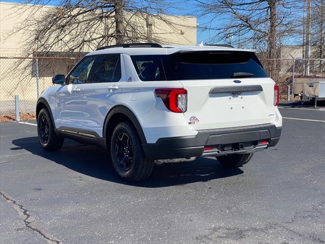 new 2024 Ford Explorer car, priced at $48,690