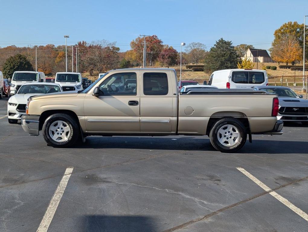 used 2005 Chevrolet Silverado 1500 car, priced at $10,000