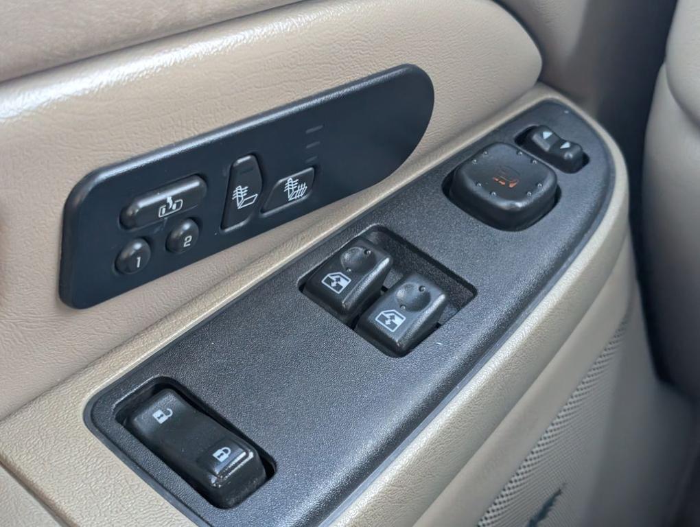 used 2005 Chevrolet Silverado 1500 car, priced at $10,000