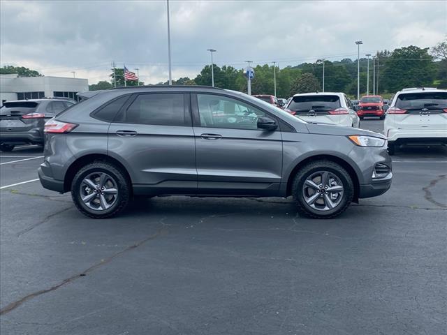 new 2024 Ford Edge car, priced at $35,305