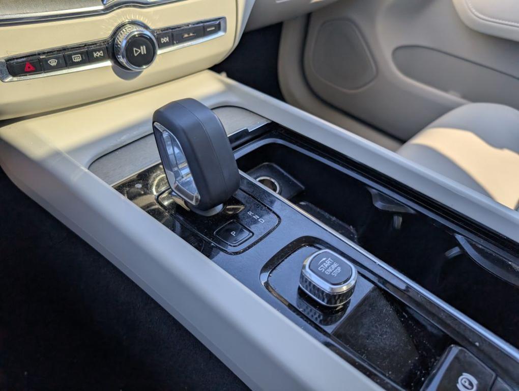 used 2023 Volvo XC60 car, priced at $27,980