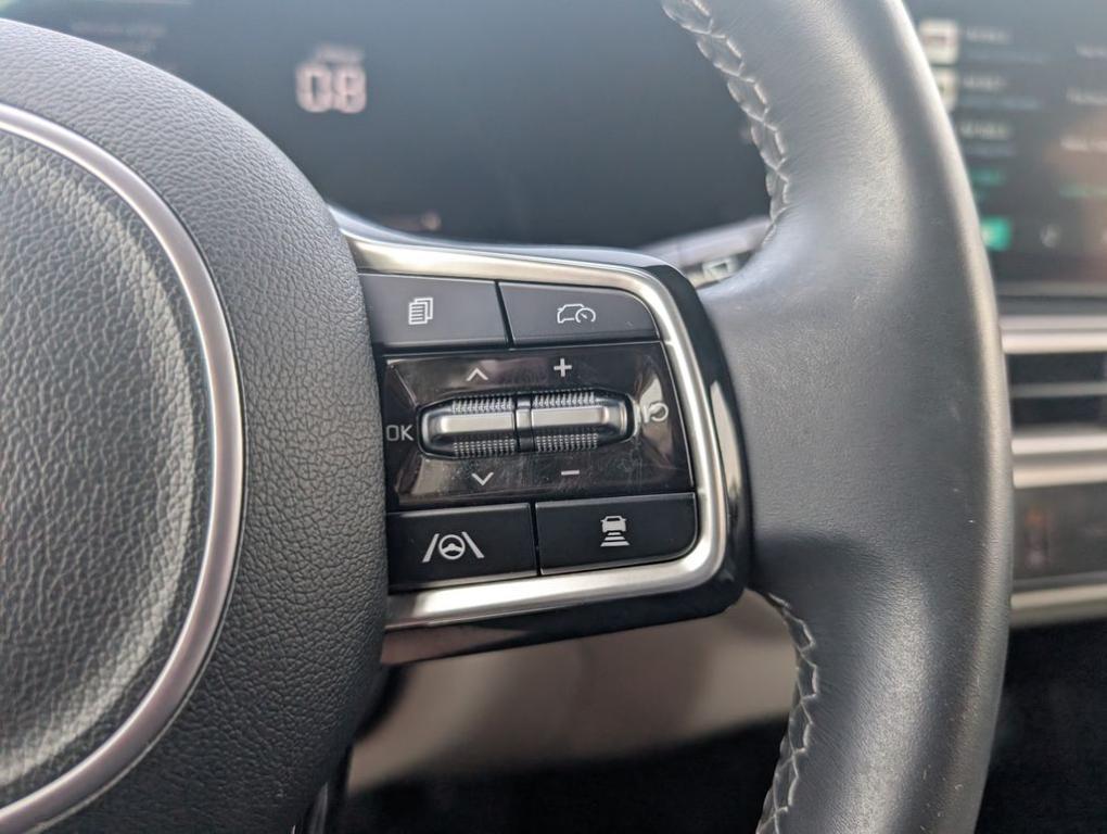 used 2025 Kia Sorento car, priced at $30,000