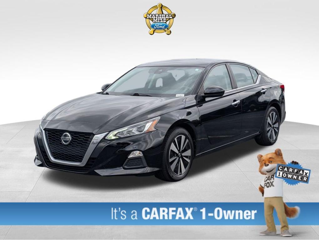 used 2022 Nissan Altima car, priced at $15,000