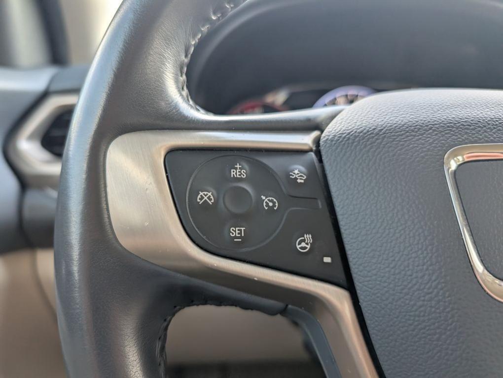 used 2020 GMC Acadia car, priced at $26,497