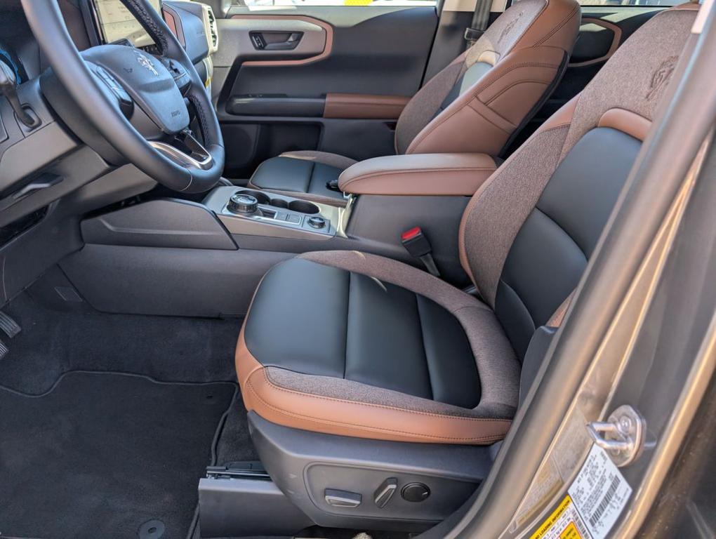 new 2025 Ford Bronco Sport car, priced at $32,000