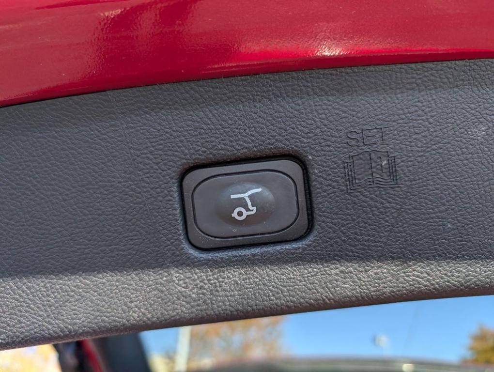 used 2022 Ford Edge car, priced at $27,500