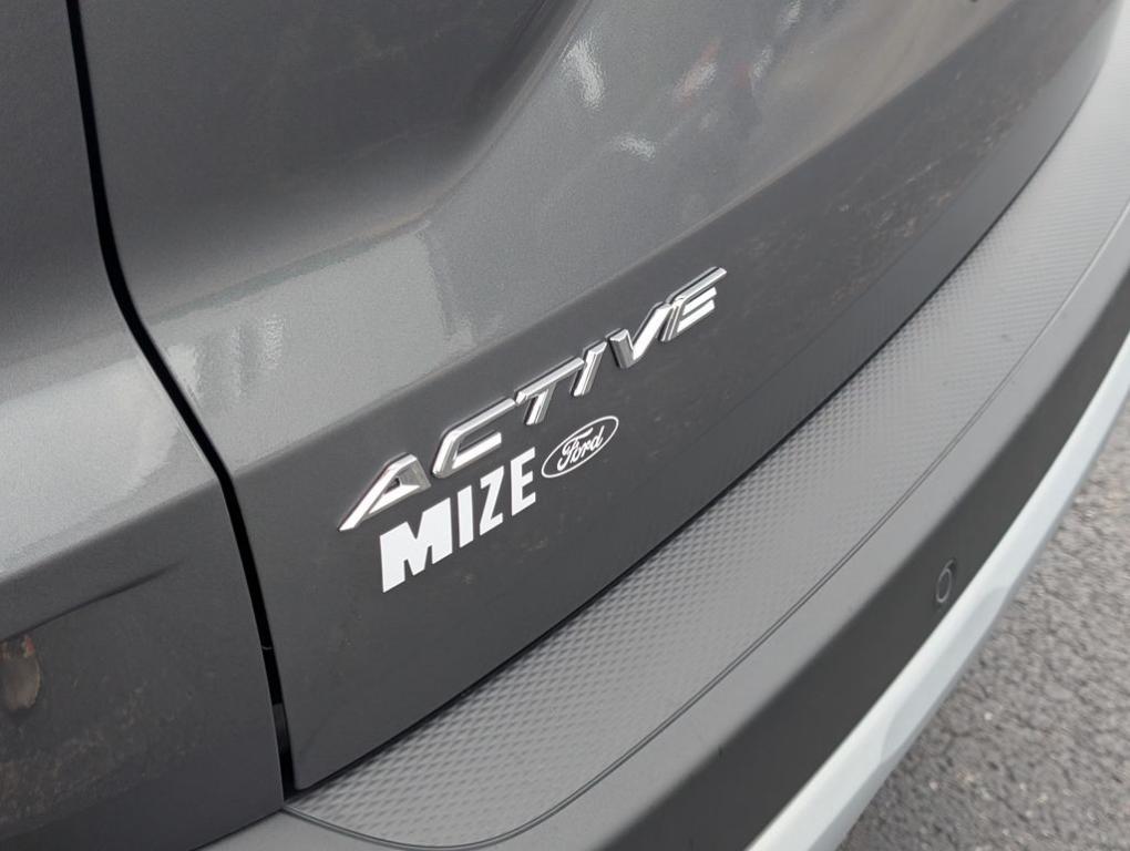 new 2025 Ford Escape car, priced at $25,000