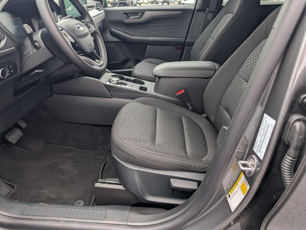 new 2025 Ford Escape car, priced at $25,000