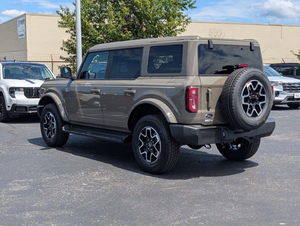 new 2025 Ford Bronco car, priced at $47,350