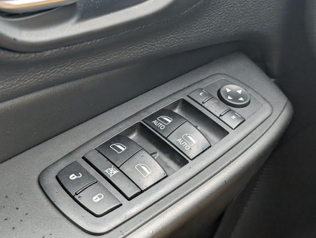 used 2019 Jeep Cherokee car, priced at $14,860