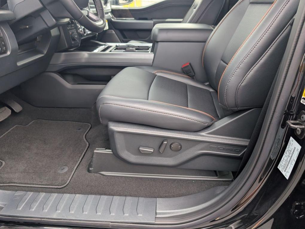 new 2025 Ford F-250 car, priced at $70,825