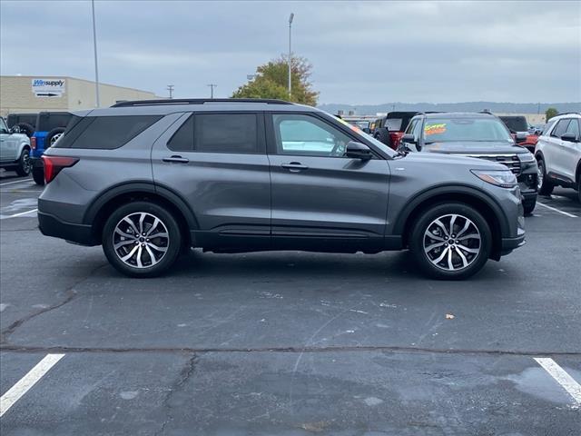 new 2025 Ford Explorer car, priced at $42,310