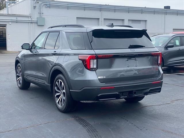 new 2025 Ford Explorer car, priced at $42,310