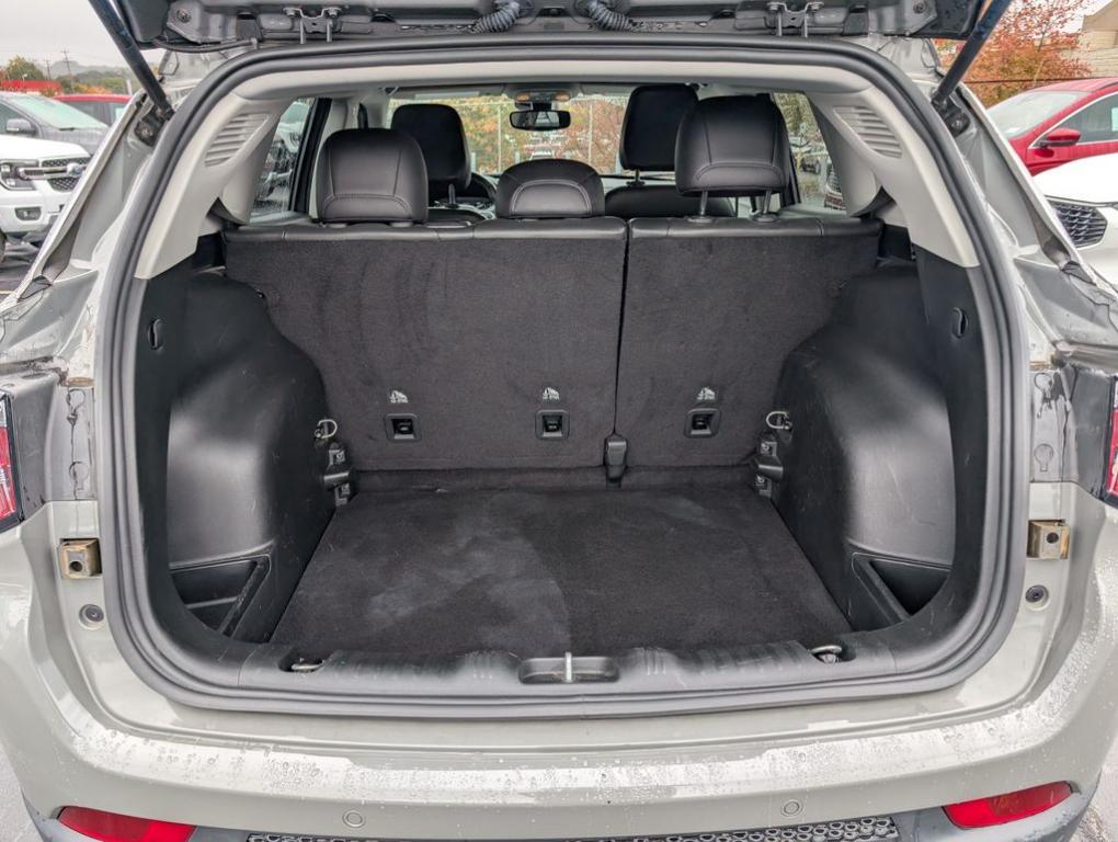 used 2022 Jeep Compass car, priced at $21,933