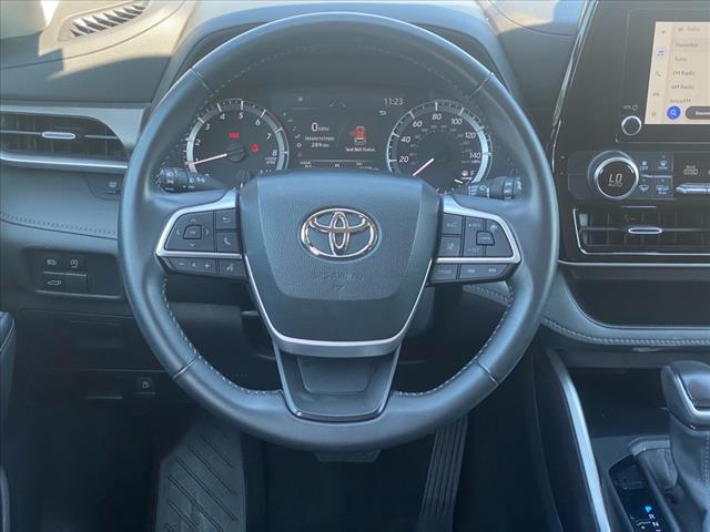 used 2023 Toyota Highlander car, priced at $33,800