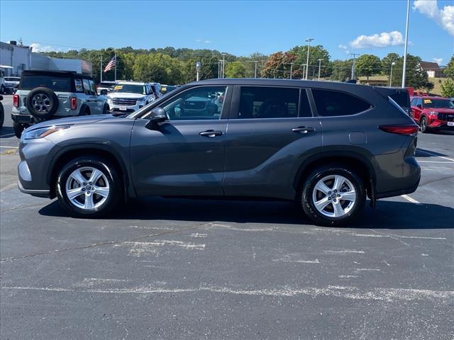 used 2023 Toyota Highlander car, priced at $33,800