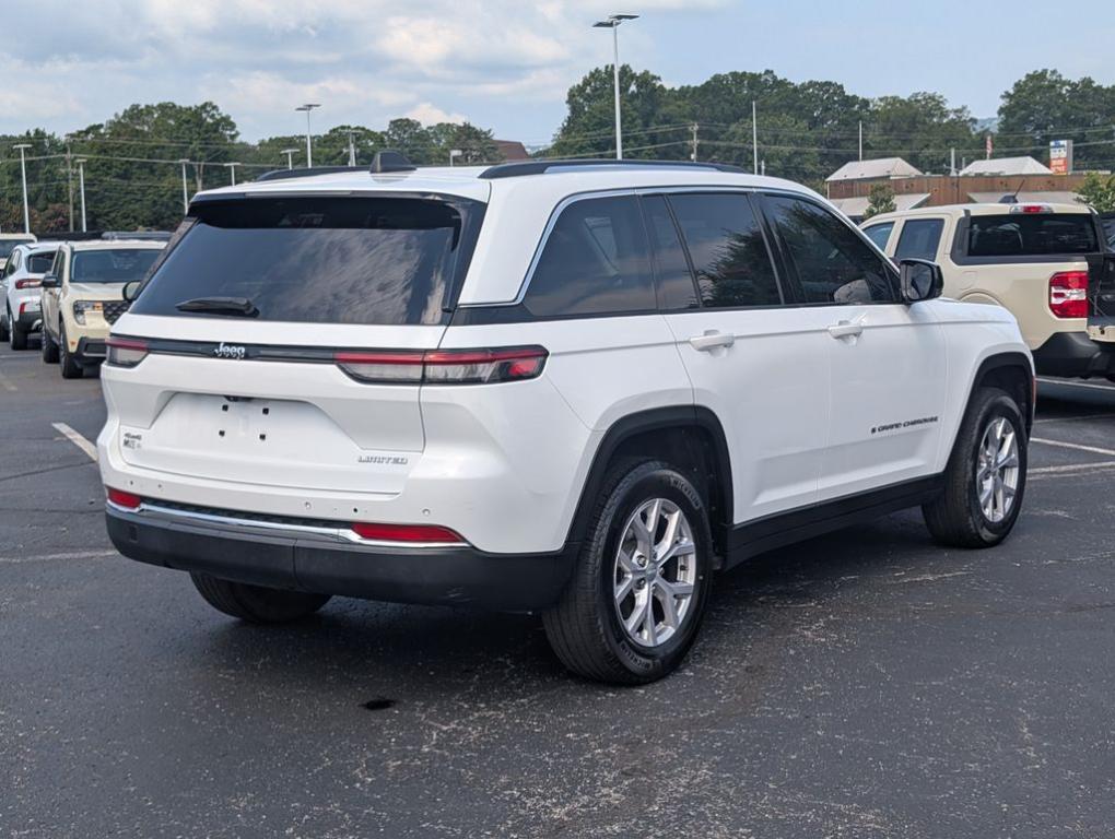 used 2022 Jeep Grand Cherokee car, priced at $22,886