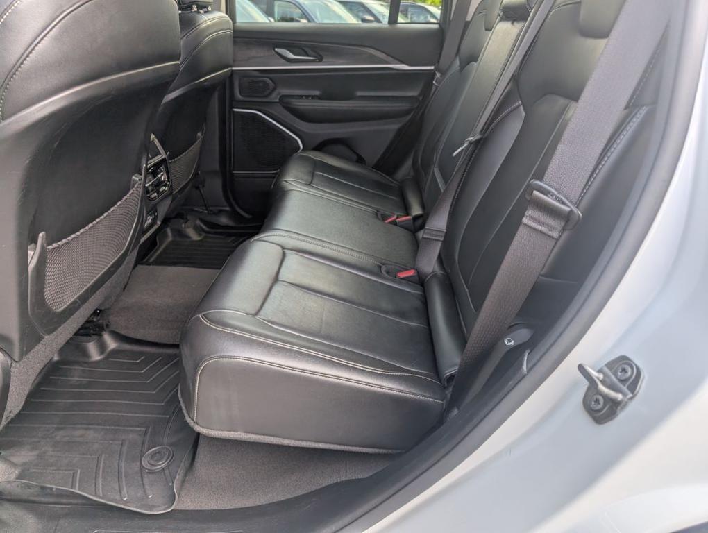 used 2022 Jeep Grand Cherokee car, priced at $22,886