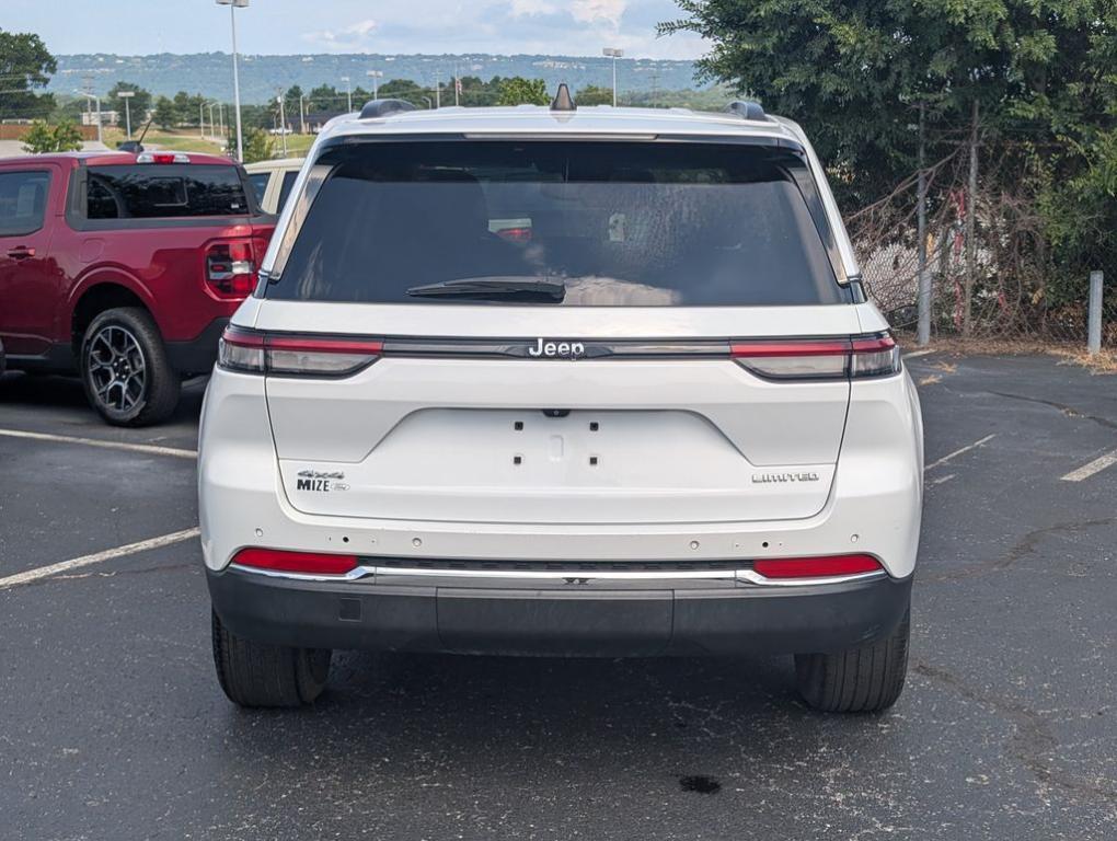 used 2022 Jeep Grand Cherokee car, priced at $22,886