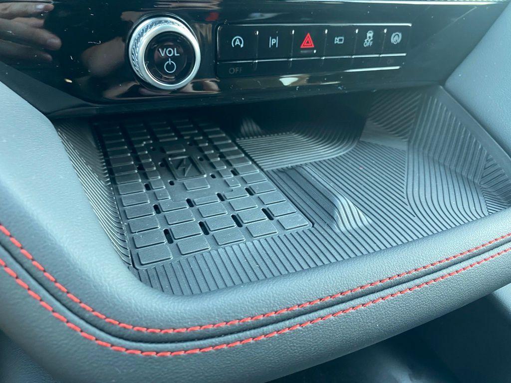new 2025 Ford Explorer car, priced at $57,029