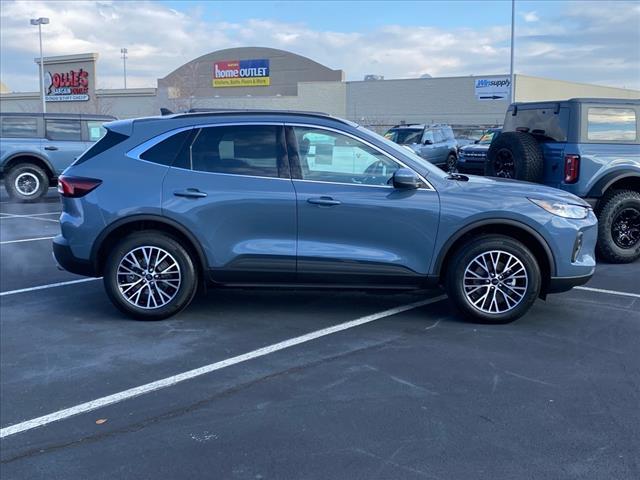 new 2025 Ford Escape car, priced at $36,895