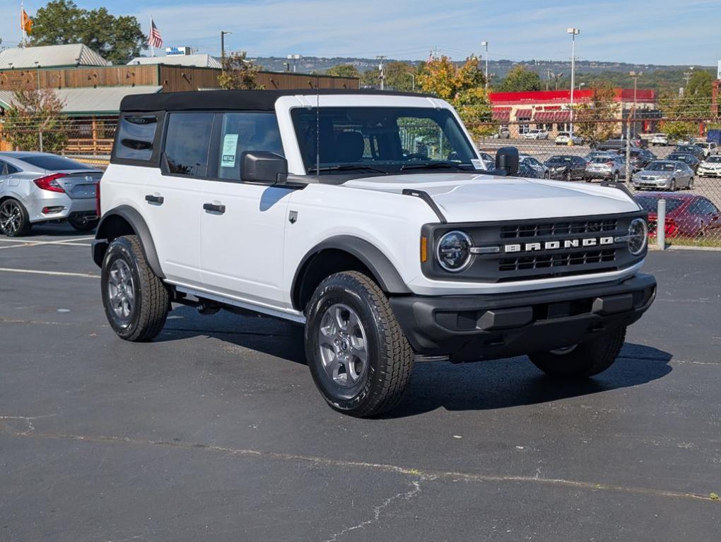 new 2025 Ford Bronco car, priced at $41,860