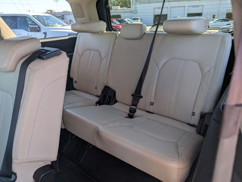 used 2021 Ford Expedition car, priced at $35,880