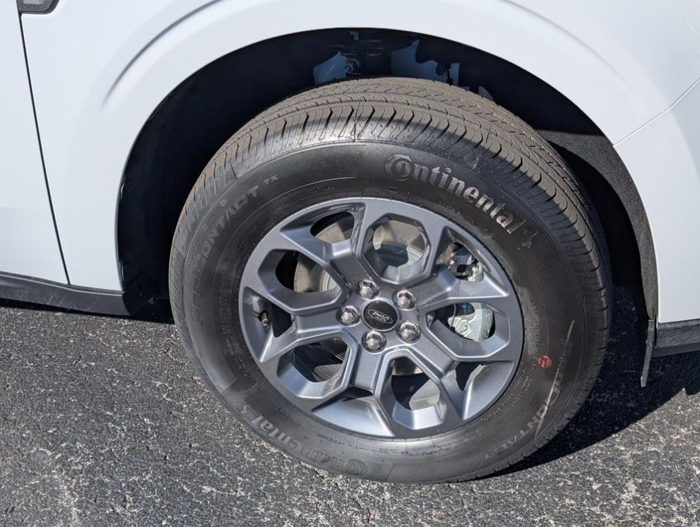 new 2025 Ford Maverick car, priced at $27,465